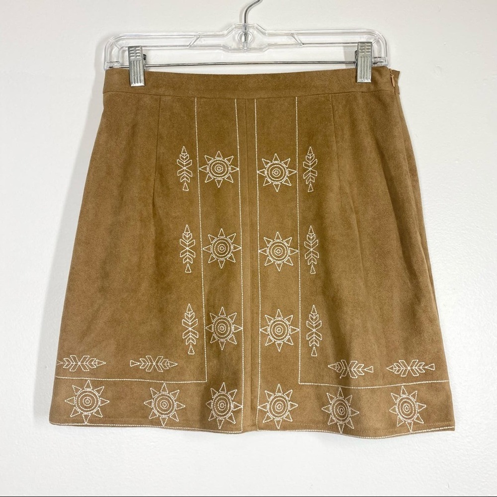 LULUS 70s Boho Embroidered Mini Skirt Medium Brown Tan White Retro Vintage